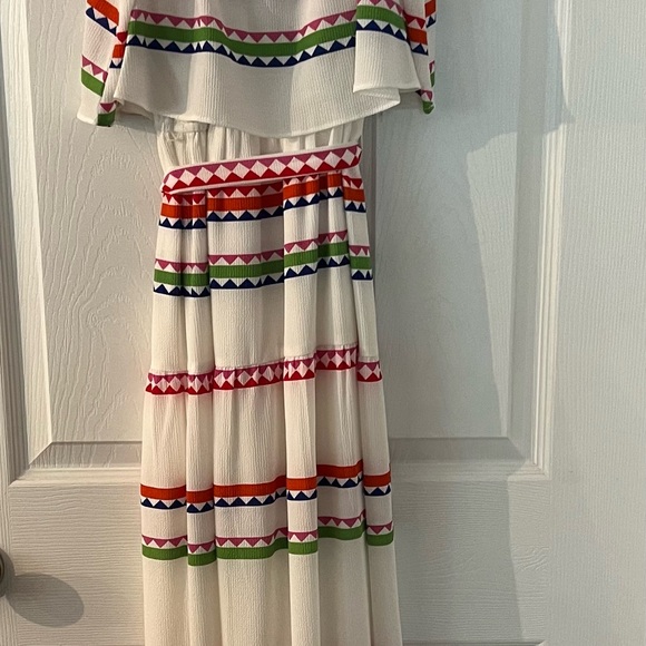 Fun Summer Maxi Dress - Picture 4 of 4